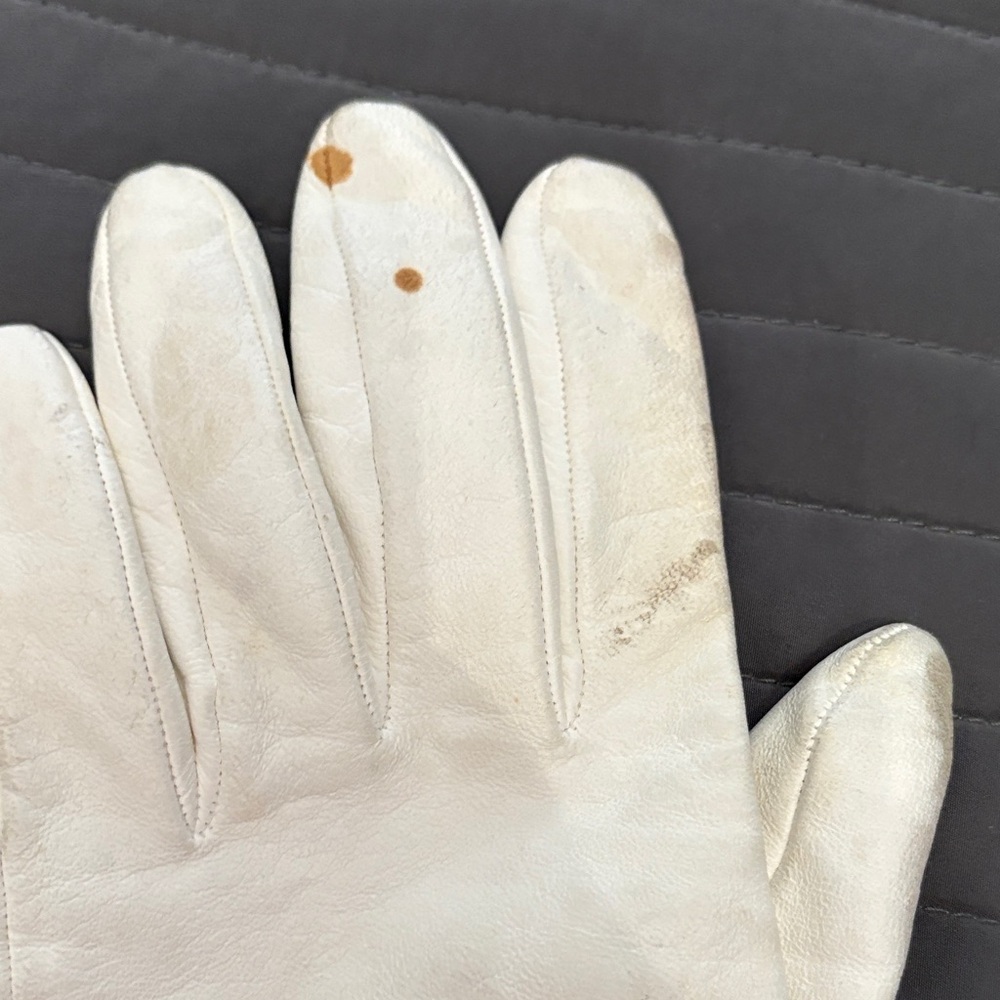 Dior White Gloves with Silver Charms - Picture 8 of 11